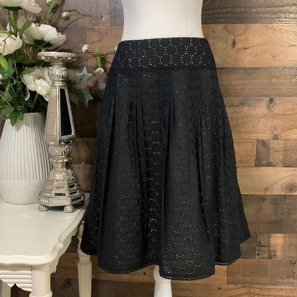 Ann Taylor Dresses & Skirts - 🍃🌸 Ann Taylor Skirt Size 8 NWT